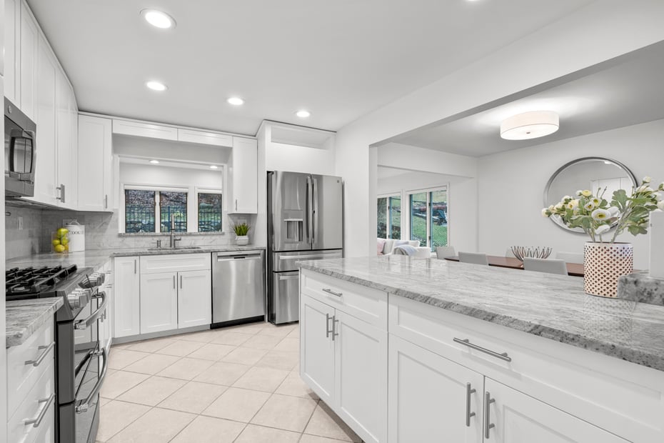 8 Valentine Road Photo 7