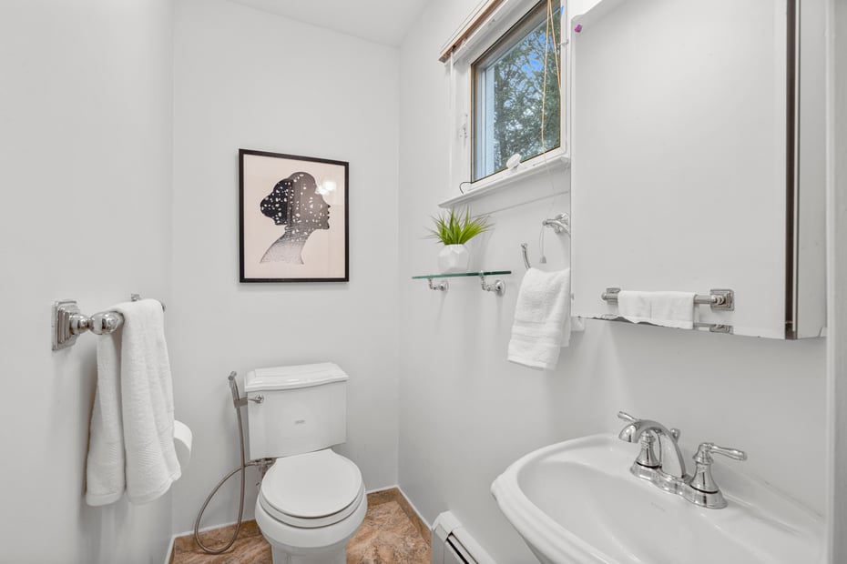 8 Valentine Road Photo 23