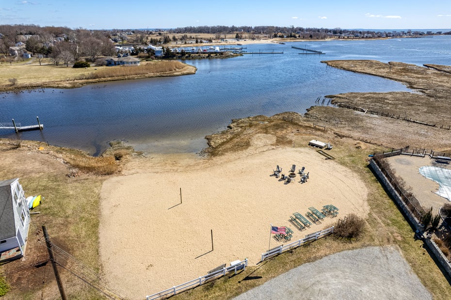 22 Indian Drive Photo 10