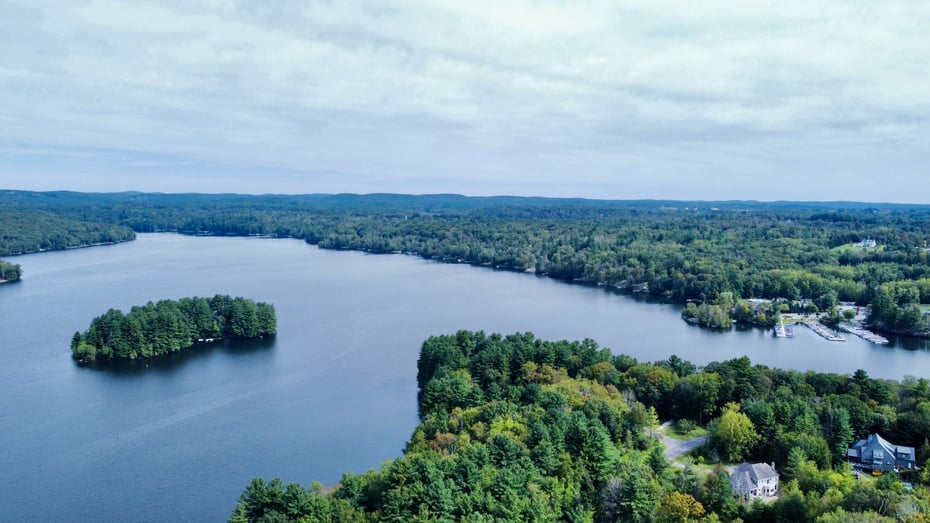 421 East Hyerdale Drive Photo 3