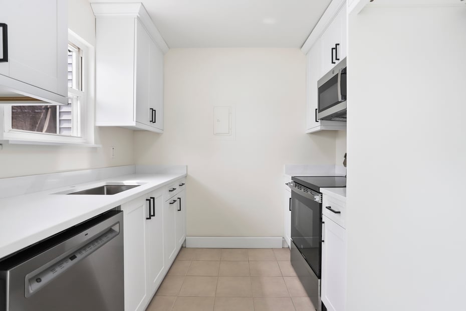 29 Van Buren Avenue  #I7 Photo 8