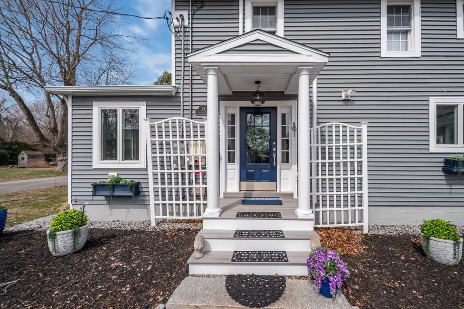 24 Cottage Place Photo 2