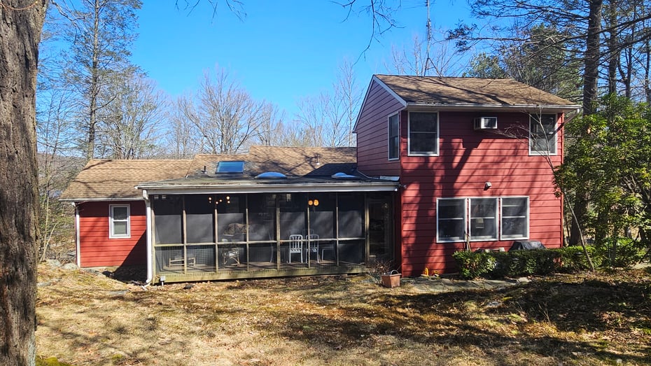 29 Carol Street Photo 33