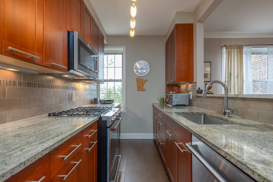 9 Midland Gardens  #4A Photo 9