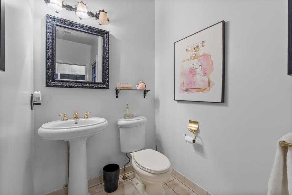 44 Carol Lane Photo 22