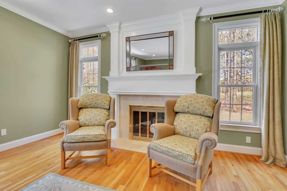 9 White Oak Lane Photo 14