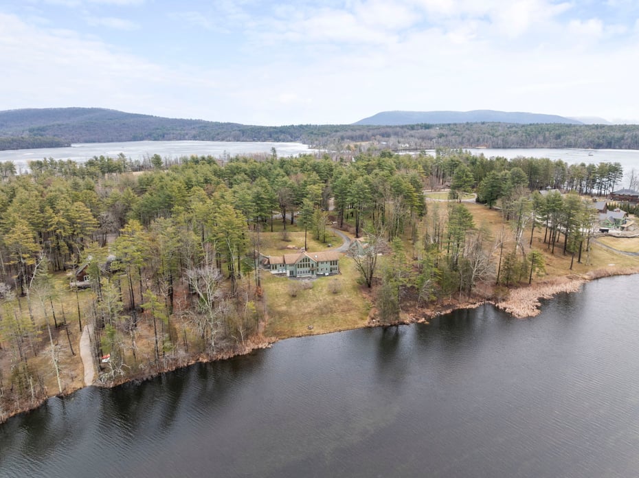 99 Washinee Heights Road Photo 3