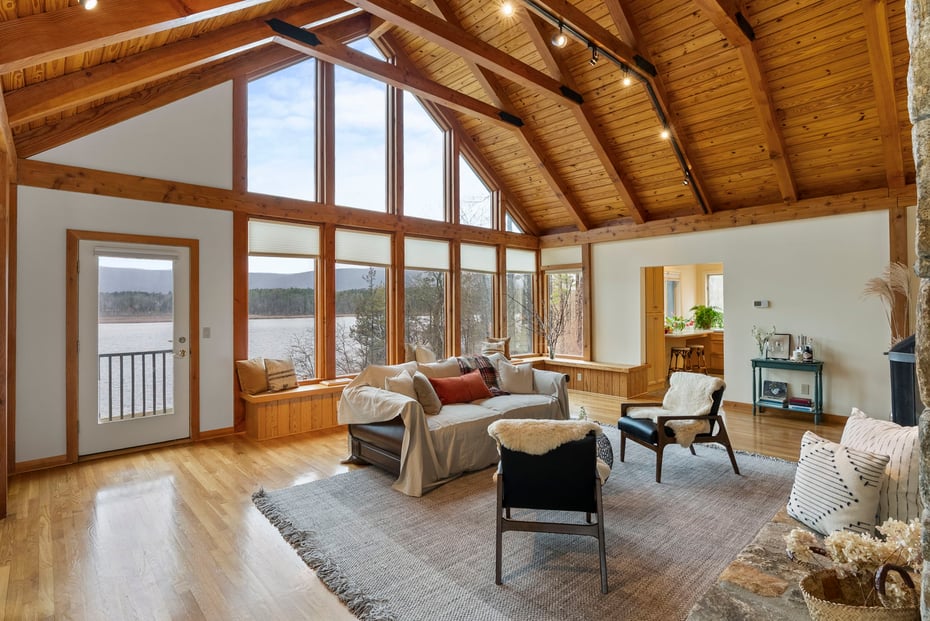 99 Washinee Heights Road Photo 6