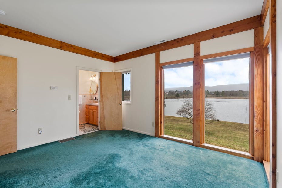 99 Washinee Heights Road Photo 17