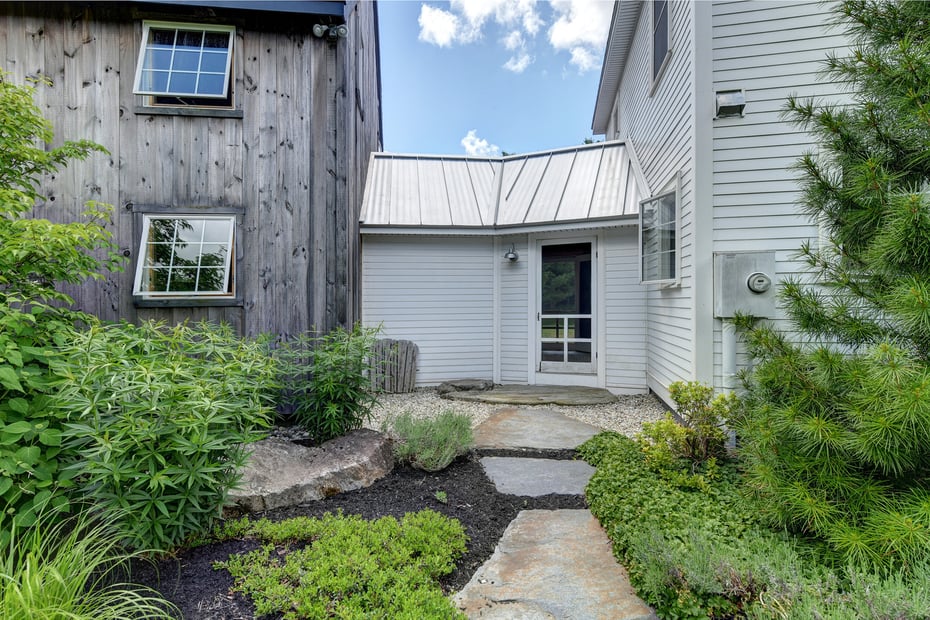 66 Access Rd Photo 6