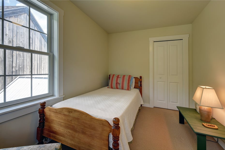 66 Access Rd Photo 35