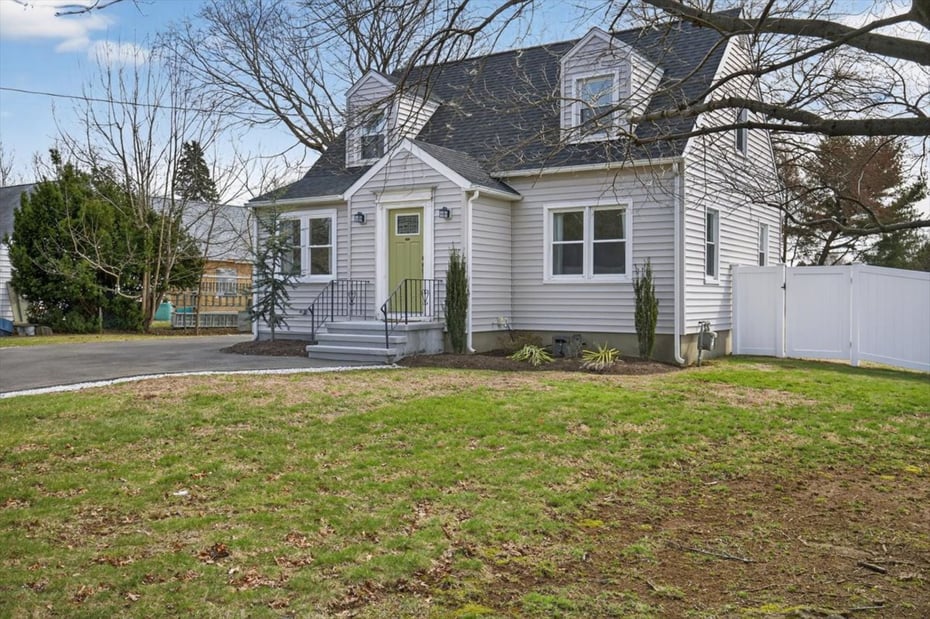 45 Walnut Street Photo 3