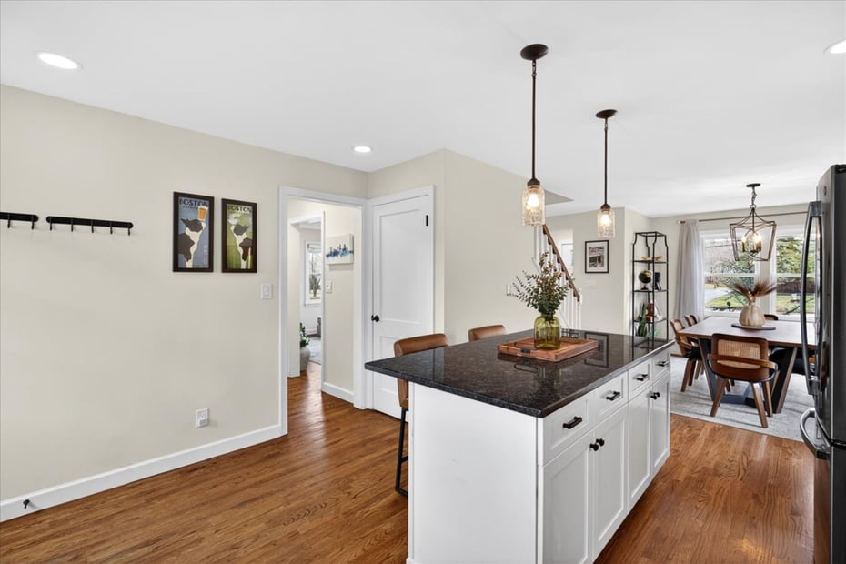 45 Walnut Street Photo 18