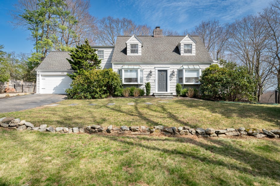 264 Chestnut Hill Road Photo 2