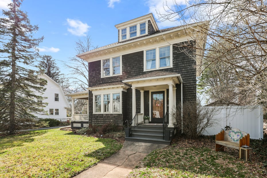 1720 Whitney Avenue Photo 2