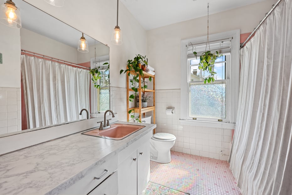 1720 Whitney Avenue Photo 23