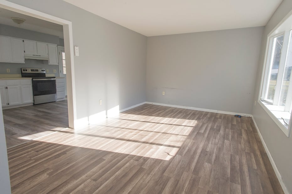 89 Doman Drive Photo 2