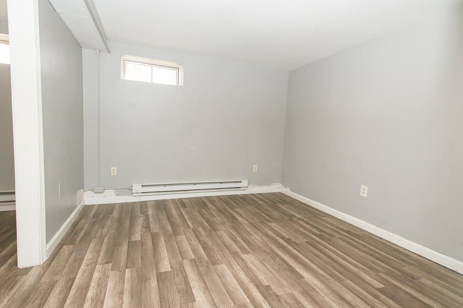 89 Doman Drive Photo 7