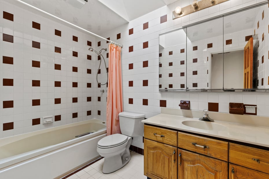 88 Farm Lake Crescent Road Photo 14