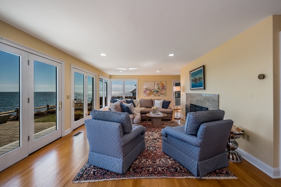 6 Point Road Photo 14