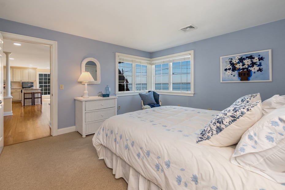 6 Point Road Photo 25