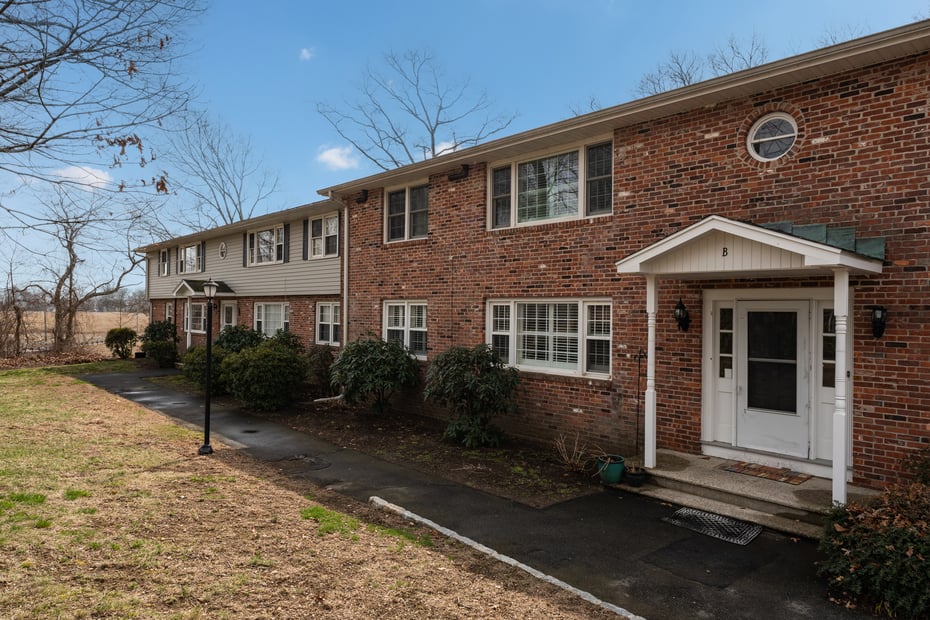 280 East Main Street  #B5 Photo 12