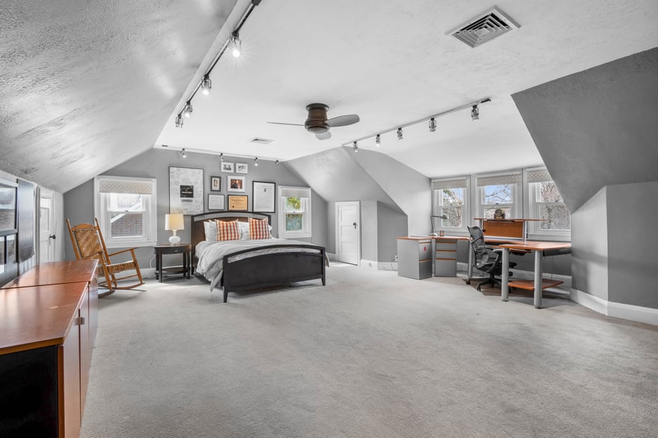 80 Forest Avenue Photo 33