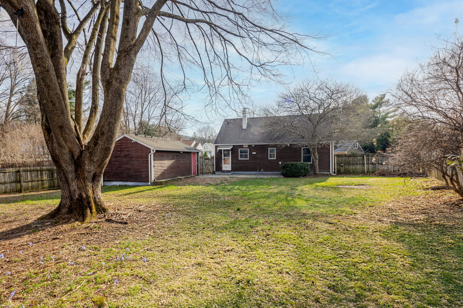 13 Fairchild Drive Photo 5