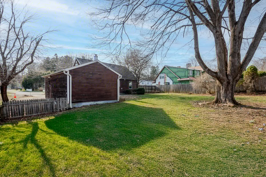 13 Fairchild Drive Photo 6