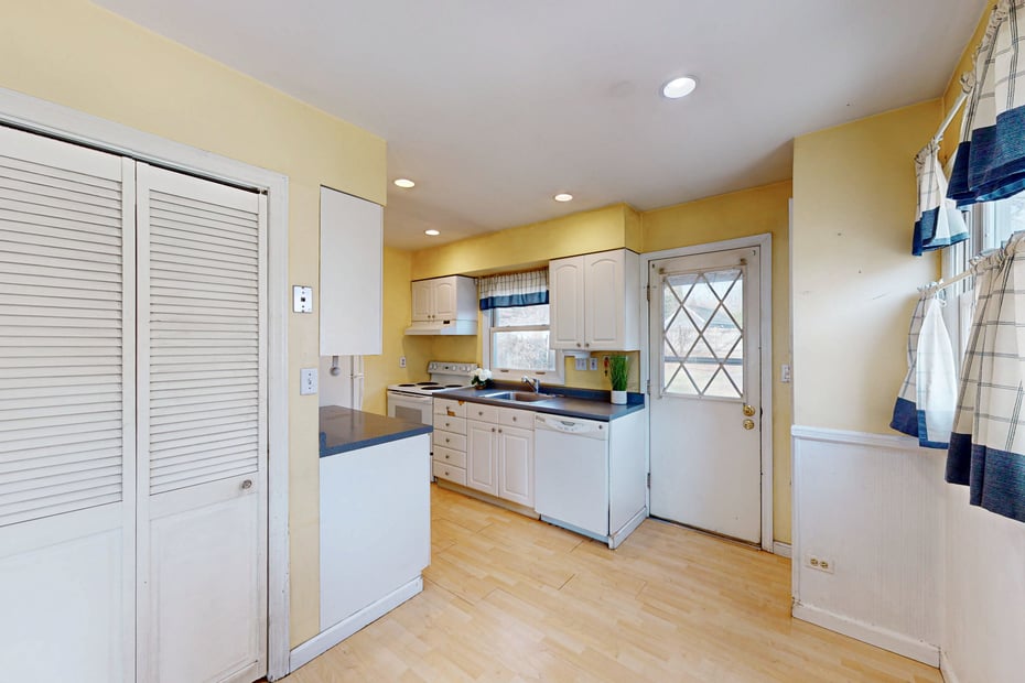 13 Fairchild Drive Photo 13