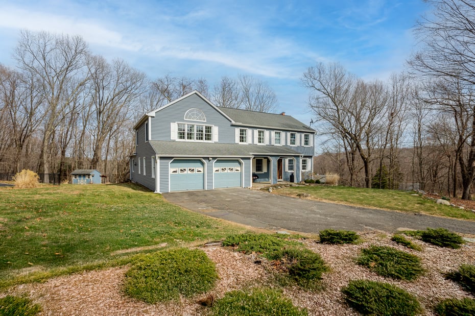 11 Joan Drive Photo 2