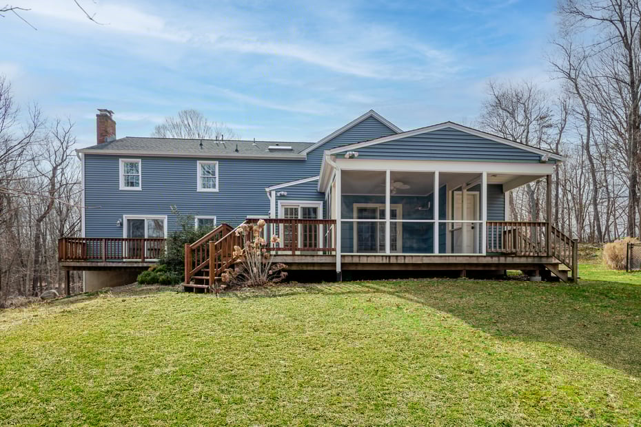 11 Joan Drive Photo 4