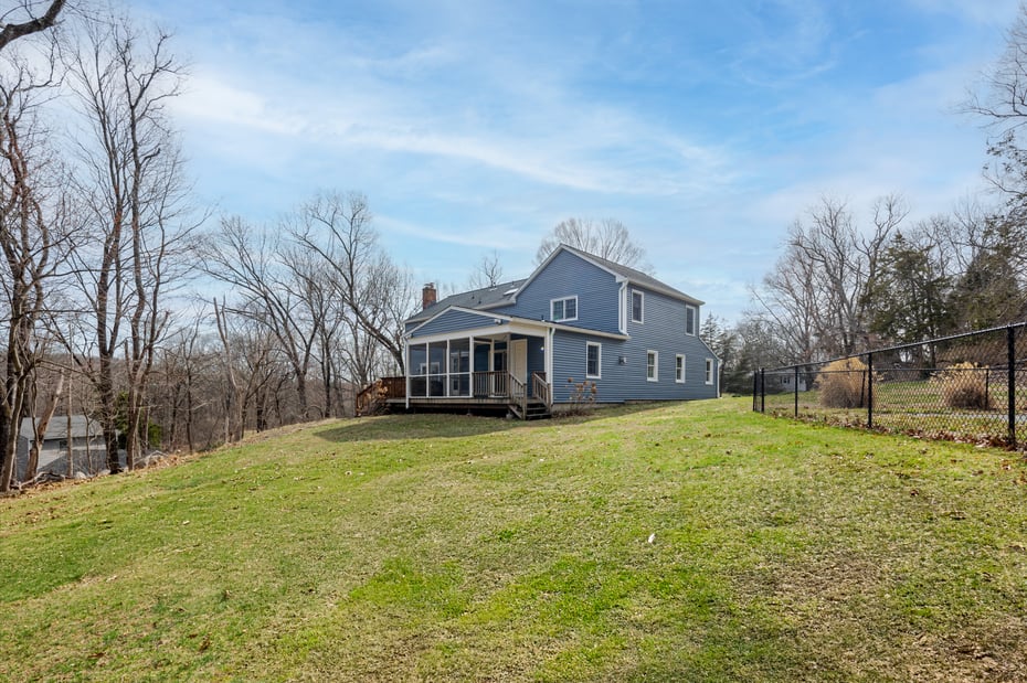 11 Joan Drive Photo 5