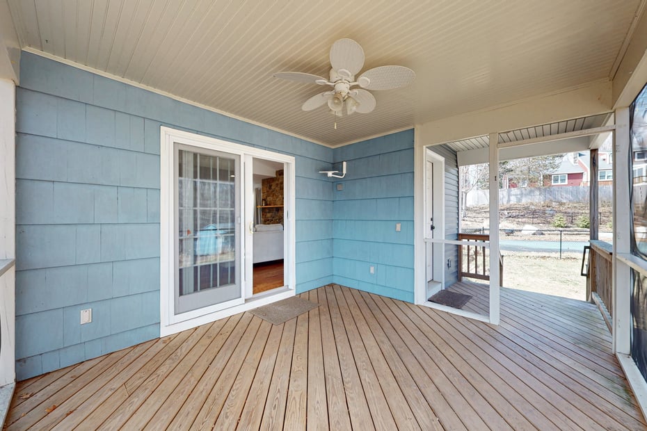 11 Joan Drive Photo 9