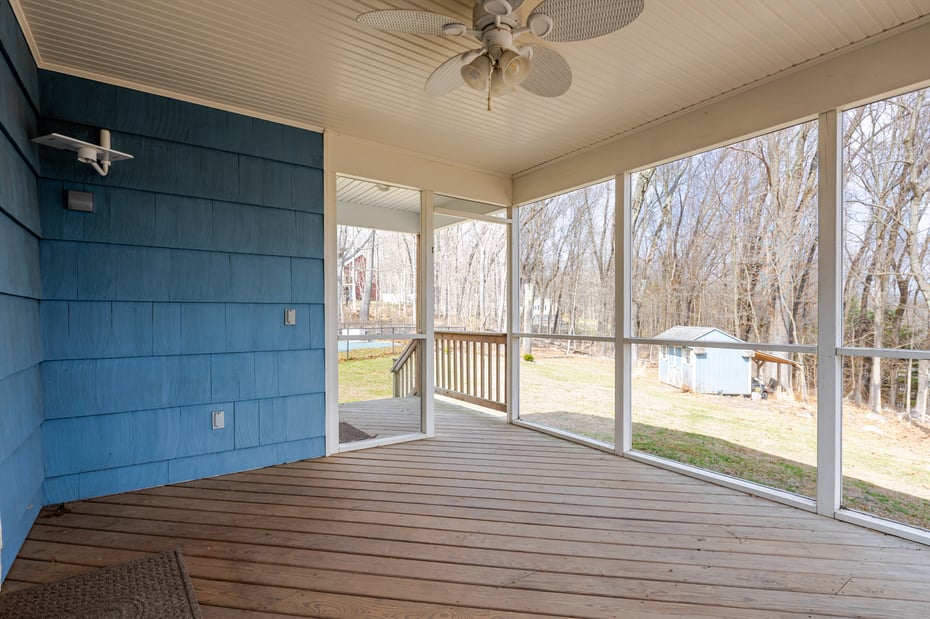 11 Joan Drive Photo 12