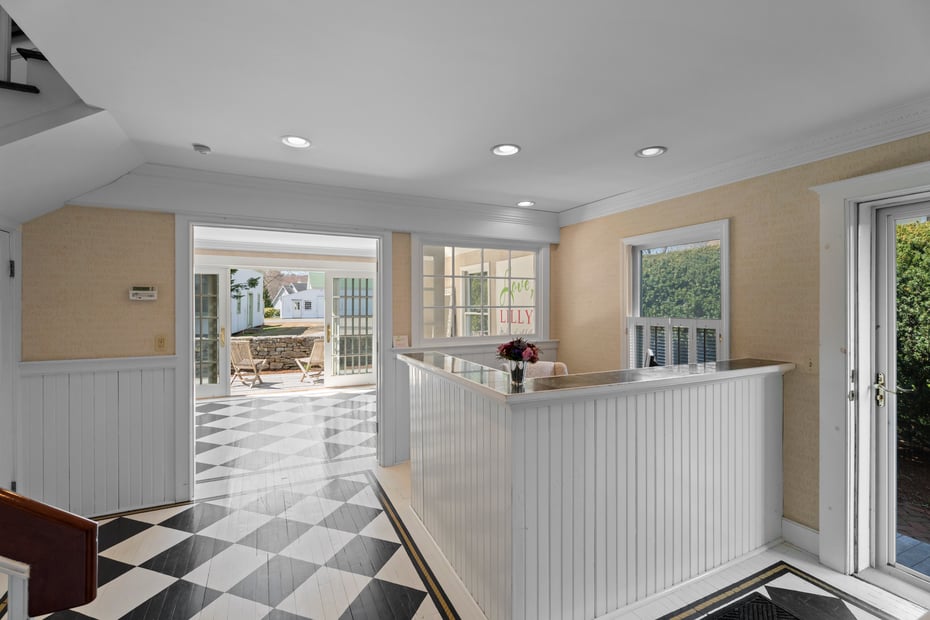 60 Lyme Street Photo 21