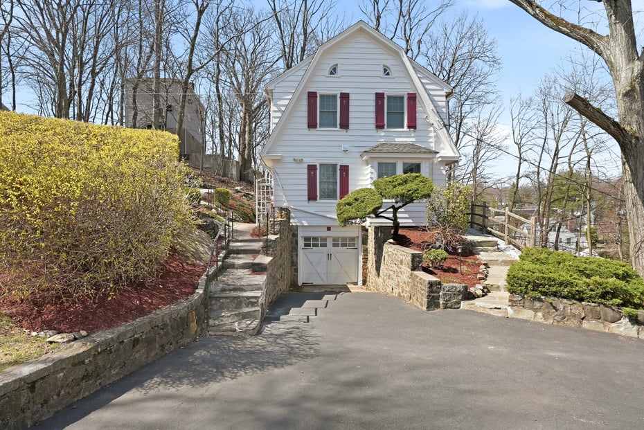 68 Allen Street Photo 1