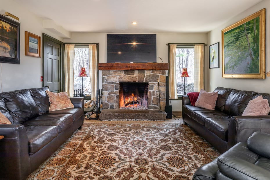 19 Hollenbeck Road Photo 10