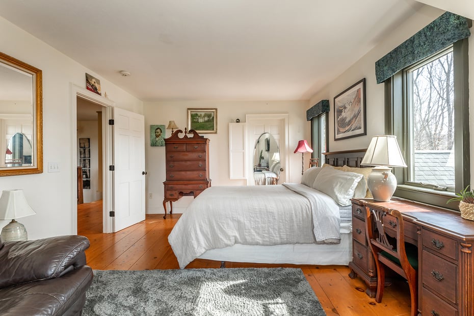 19 Hollenbeck Road Photo 25