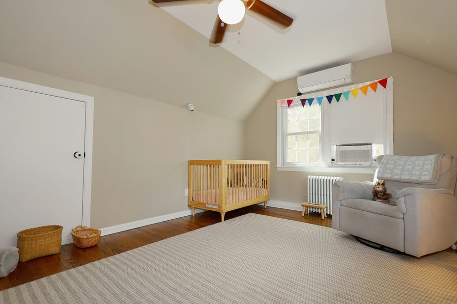 18 Head Of Meadow Road Photo 33