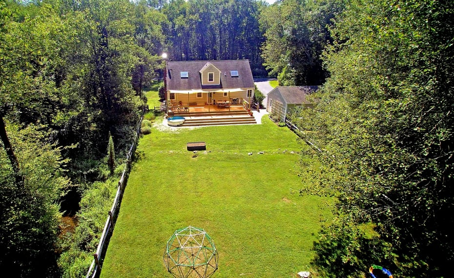 18 Head Of Meadow Road Photo 39