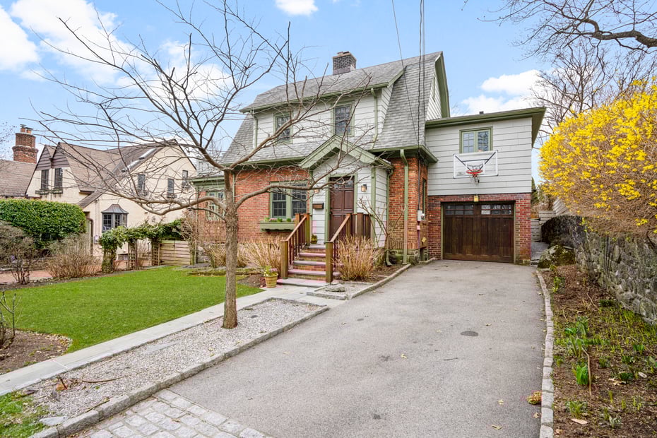 35 Wildwood Road Photo 2