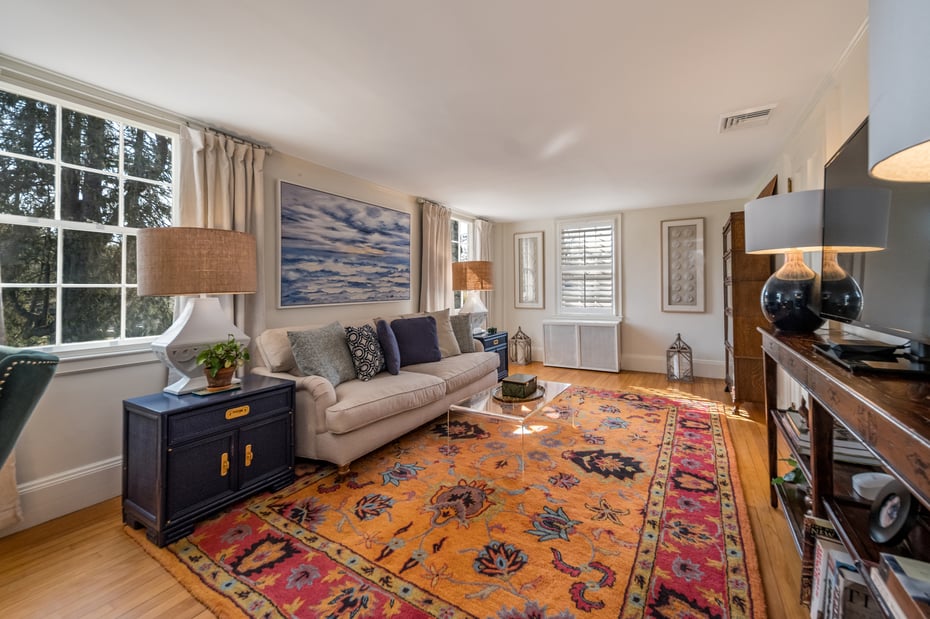 88 Main Street Photo 32