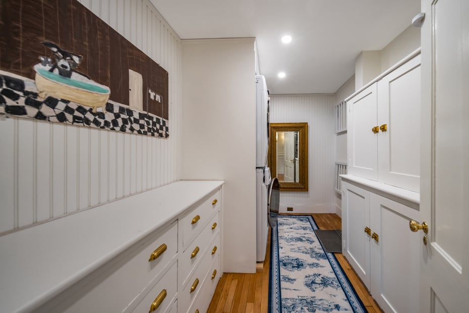 88 Main Street Photo 33