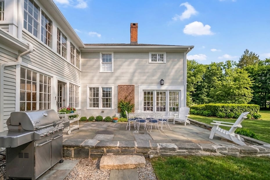 88 Main Street Photo 38