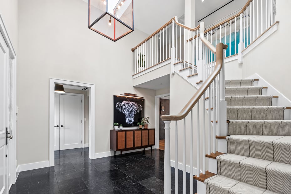 28 Winfield Avenue Photo 2