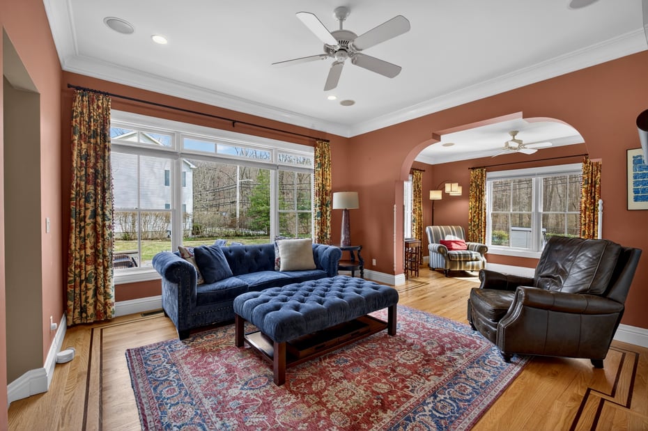 247 Broadway Photo 17