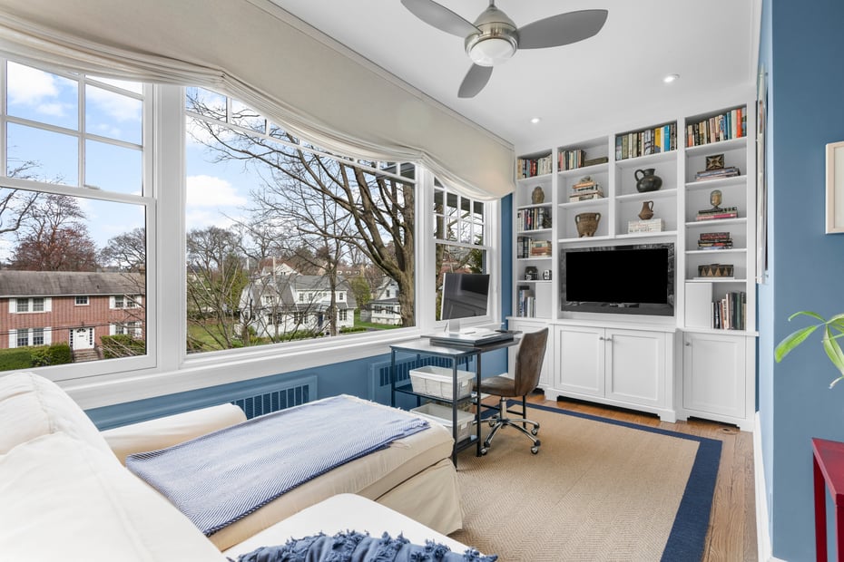 334 Highbrook Avenue Photo 7