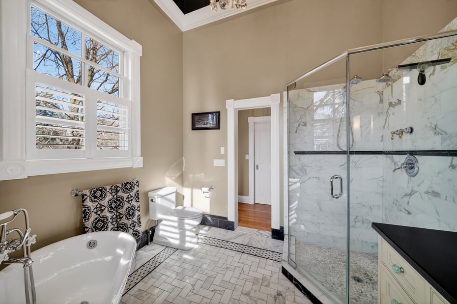 247 Broadway Photo 32