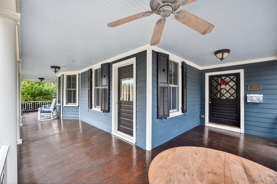 247 Broadway Photo 47